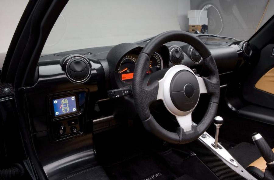 Интерьер Tesla Roadster Over Unpaid Bill Magna Sues 2008 года  (фото 2 из 11)